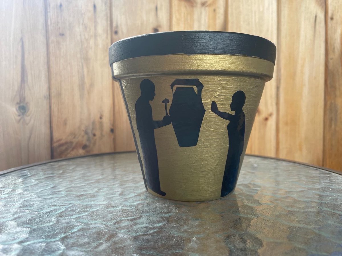 Emcee Frodis tweet media