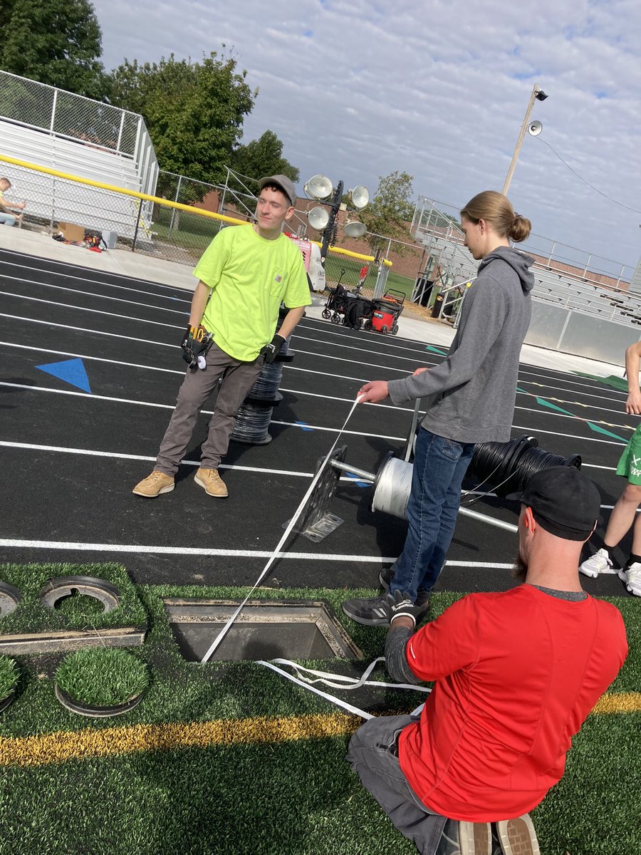 fremontbusdept's tweet photo. Mrs. Strickler’s IT Essentials class had the opportunity to work on installing the network cabling for the timing system at our new track today. A special thanks to the FPS tech team as well as Computer Cable Connections for allowing us to work alongside you all today. https://t.co/YaXr2q7Awf