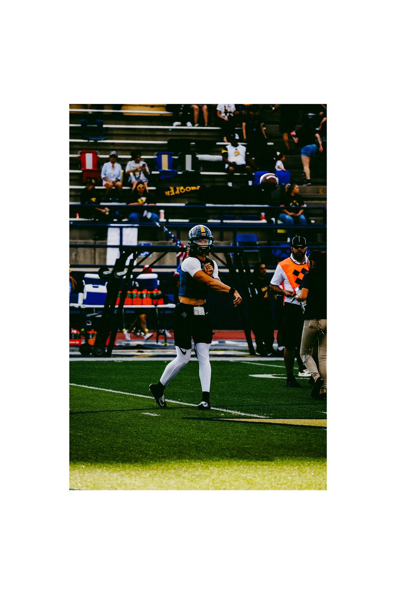 hdzmedia_'s tweet photo. Tell me more👩‍🎨🎨

Pebble Hills v Eastwood

•September 8, 2023 https://t.co/1SMtNzZxxf