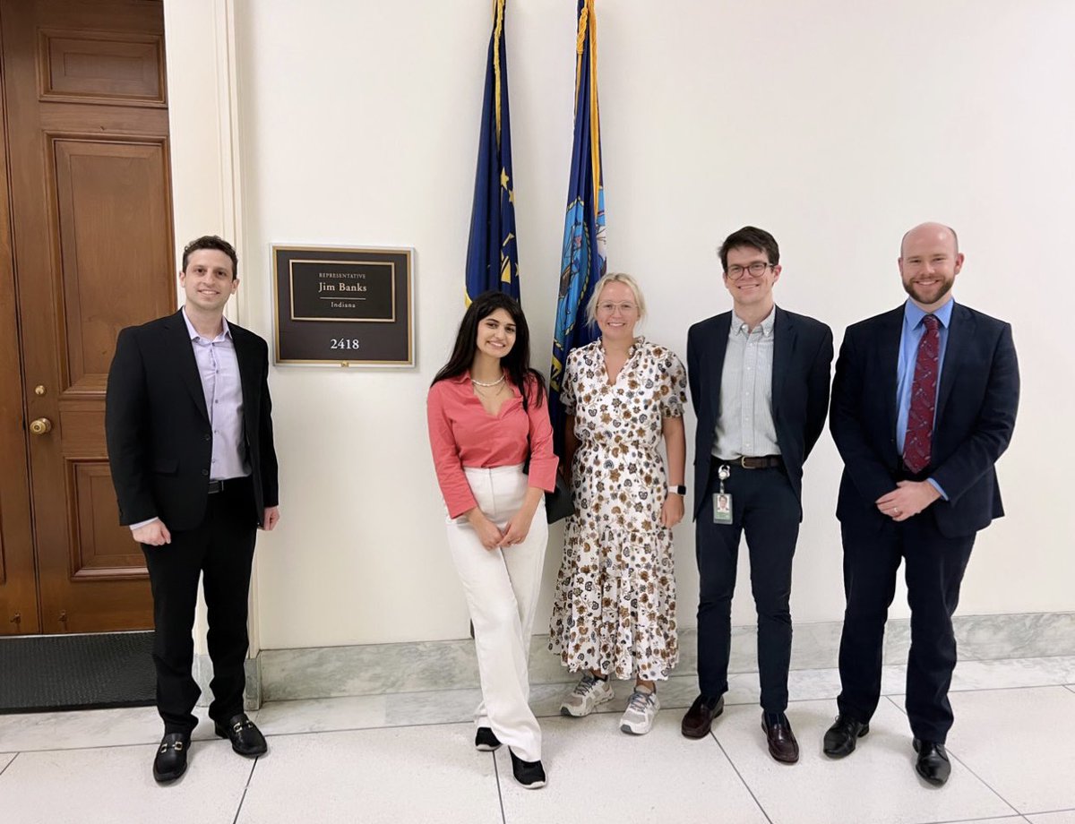 Was able to thank staff of Congressman @RepJimBanks.

#MAHSAAct wouldn’t have been possible without their hard work.

There is still more work in the Senate & we need to prevent Biden admin from releasing funds to Iran’s terrorist regime!

They also gave a shoutout to #MahsaArmy