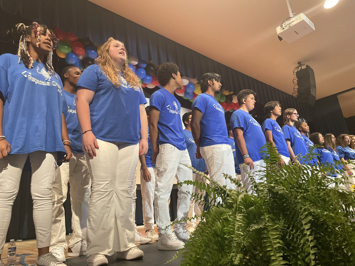 GCSchoolsNC's tweet photo. #GCSCelebrates | Stellar performance from Ragsdale Chorus- thank you for these scholars and their director for sharing their talents this evening. https://t.co/U2MrUoJcyd