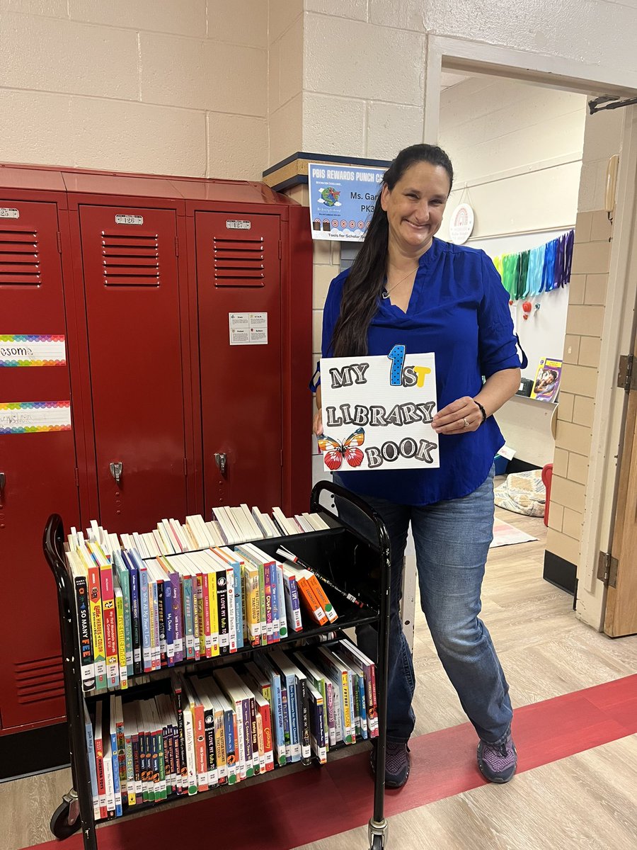 syarbrough_PK's tweet photo. W.E. love our librarian @wallacewolves! Ms. Mirsky made us a sign to take a picture of as we checked out our 1st library book 📕! 
#RISDprek #wALLacePrekSparkles 
#RISDWeAreOne https://t.co/ioKontYiyU