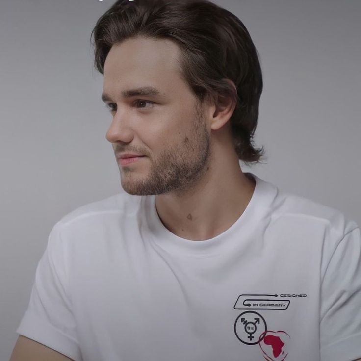 1d2528z's tweet photo. لیامه قشنگم؛)
#WeLoveYouLiam
#GetWellSoonLiam https://t.co/RsipnJ42AI