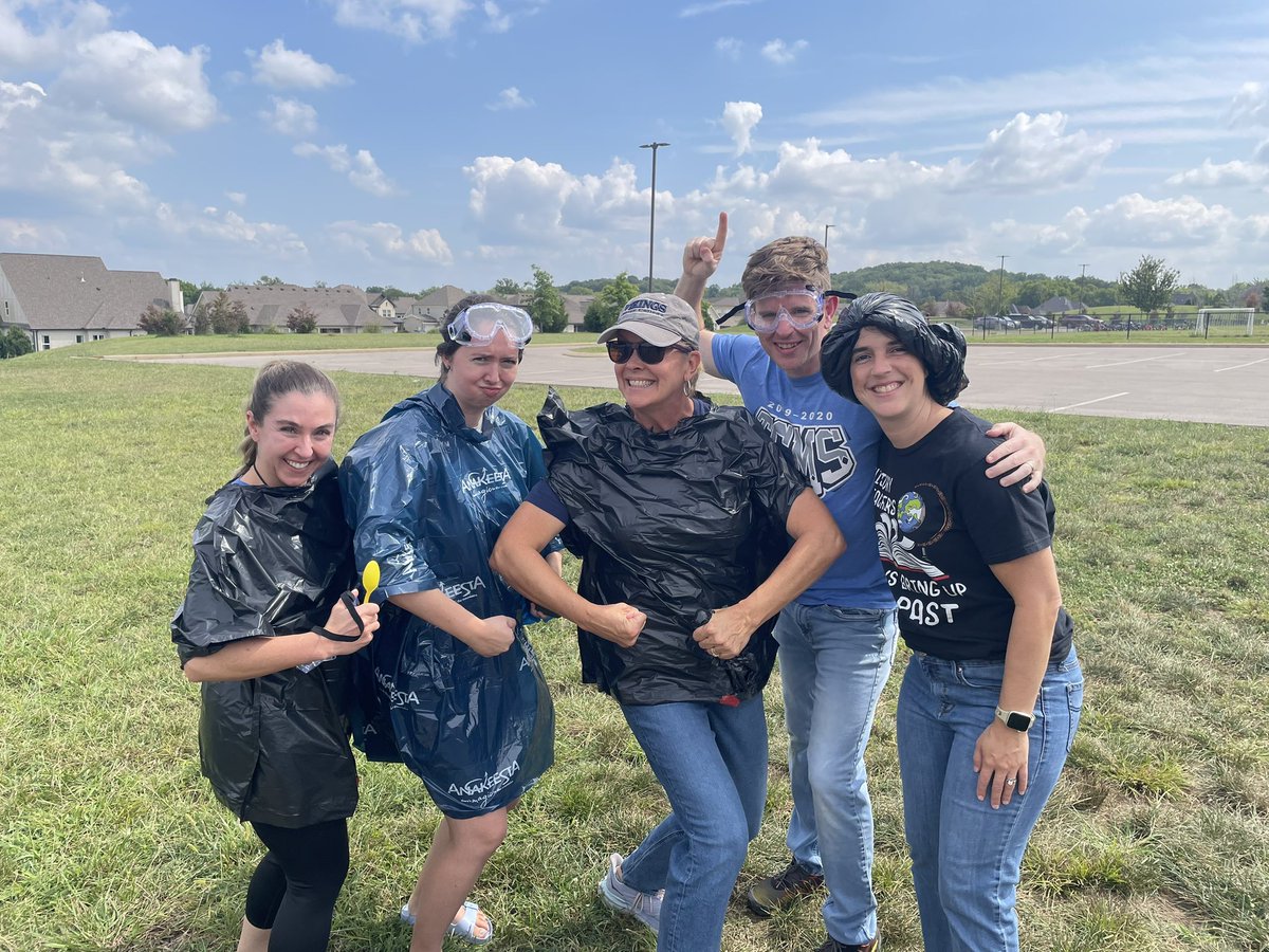 A deal is a deal! So grateful to our community for making TSMS Thunder Up a huge success!! #TSMSroofGlamp