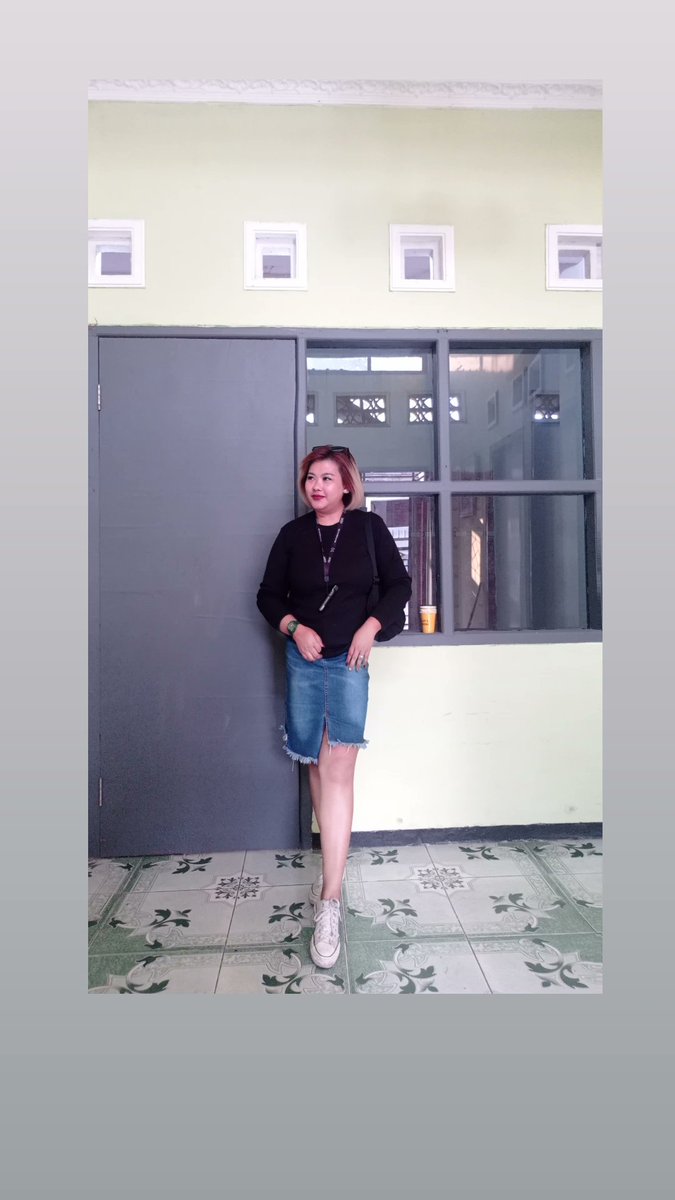nitnotcenot's tweet photo. selamat pagii🖤 https://t.co/R1tZdDME19