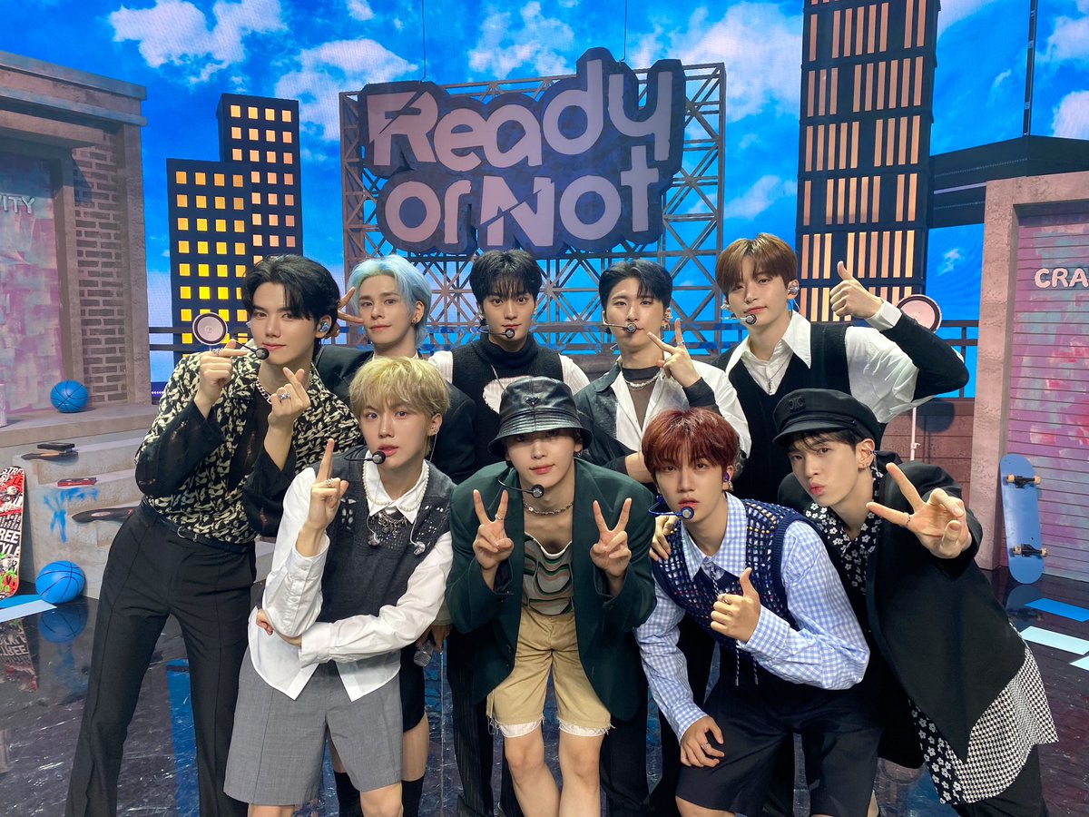 CRAVITY_JP's tweet photo. [📸]
いよいよReady or Not本格���動‼️
#LUVITY との再会を想いワクワクしながら準備を重ねたCRAVITYの新しい姿、いかがでしたか？
たくさんたくさんの応援をどうぞ宜しくお願いします❣️

230914 Mnet #MCOUNTDOWN
#CRAVITY #크래비티 #クレビティ
#SUN_SEEKER
#Cheese
#Ready_or_Not
@CRAVITYstarship https://t.co/OhLB5xkaeA