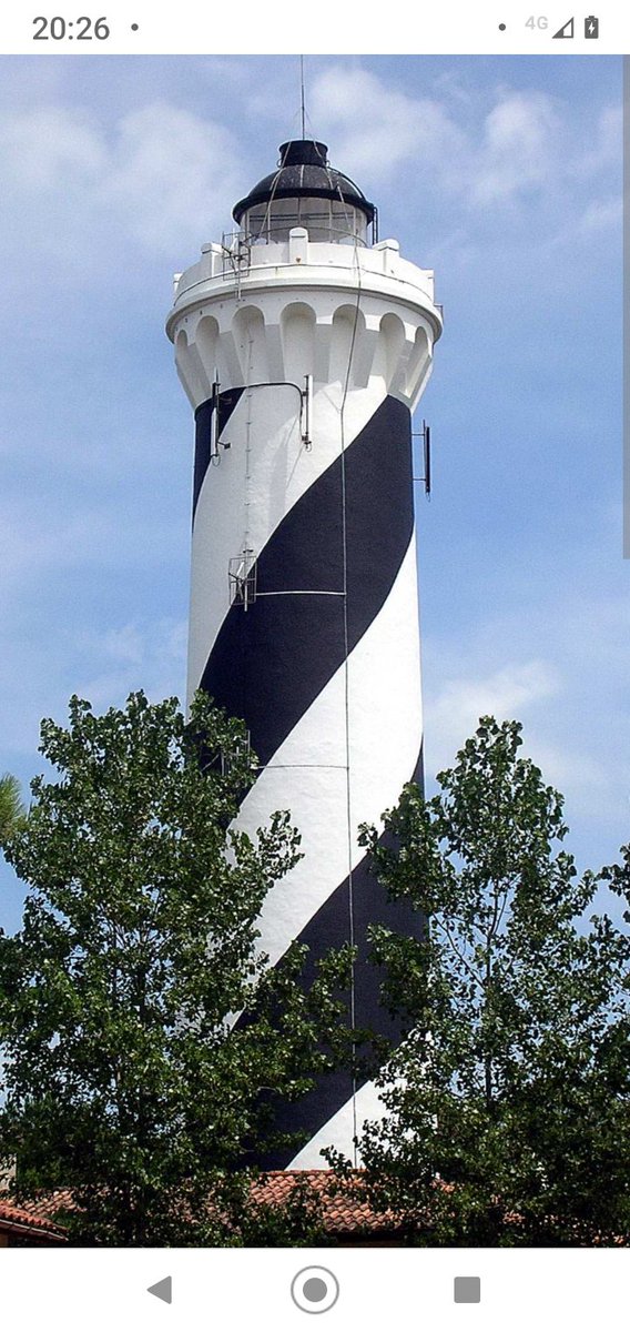 CarinitaCarloni's tweet photo. #PhareDeContis Construit en 1862 sur décret de #Napoléon III, le #phare de #Contis a été érigé à près d'un kilomètre de l'océan #atlantique, à 15 km au sud de #Mimizan. En colaboración con @FarosLos
@Gardien2Phare https://t.co/Q9q2rWJ1az