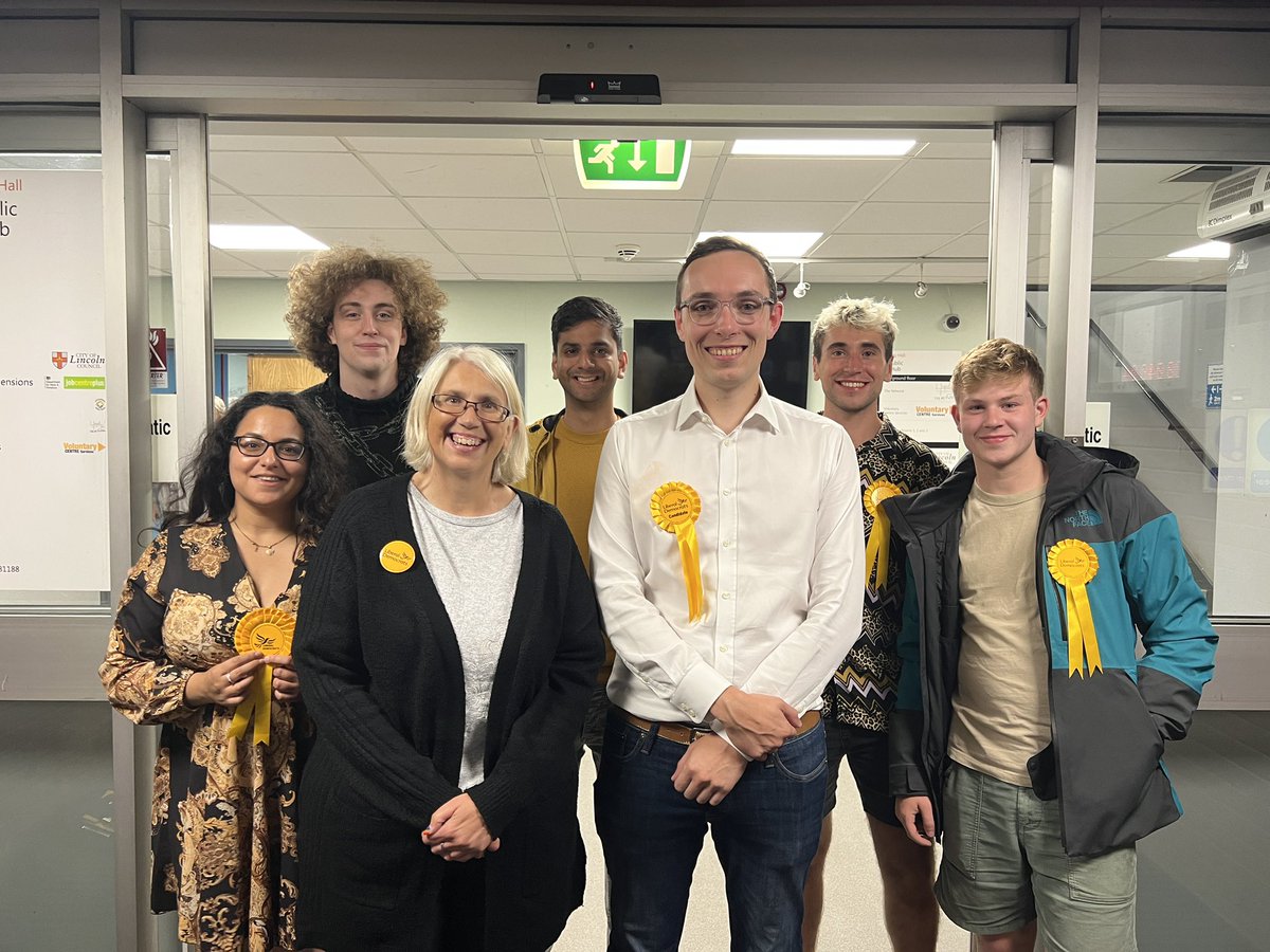 Carholme Division - Lincolnshire County Council - stonking result 🔶

LAB: 48% (-9.8%)
Lib Dem: 36.4% (+32.5%)
Con: 8% (-16.5%)
TUSC: 4% (+2.3%)
Reform: 3.5% (+3.5% - New)