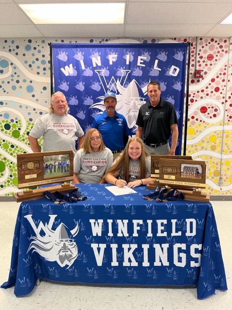 We are excited to announce our newest addition to the program next year! Welcome to the team, Carley Littell! #RollOn