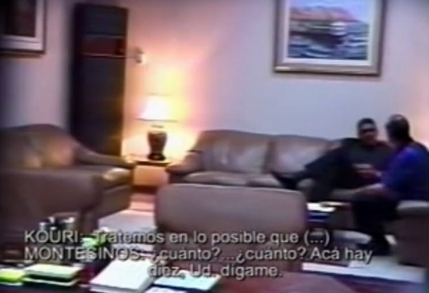 unchasqui's tweet photo. Los fujimoristas están de aniversario. ¡Feliz día del #Vladivideo! https://t.co/ifwpA5ZT4Q
