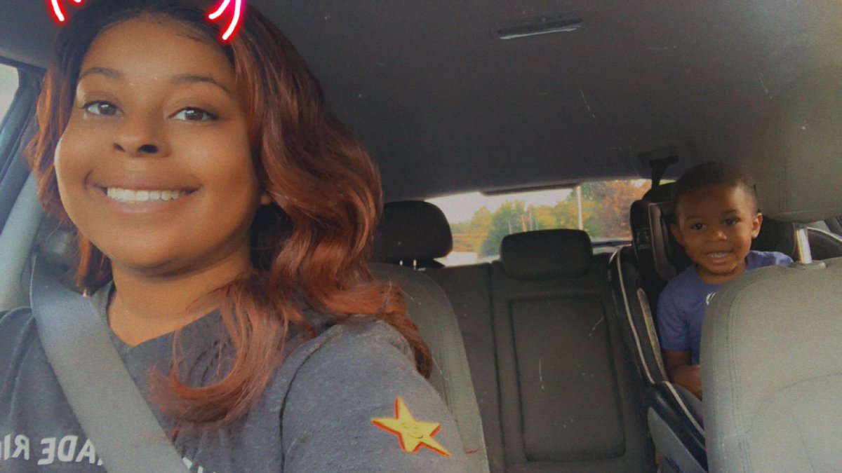 _curiouslee's tweet image. Car Rider Line Pics 🫶🏽