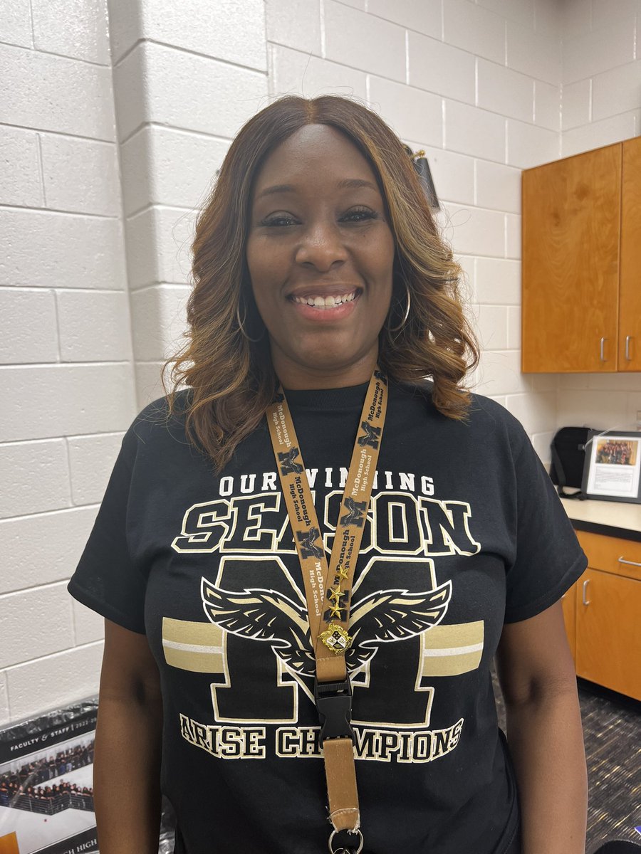 LMCoxton's tweet photo. Gold Start Alert: Principal @PrincipalBGame is a true game changer! Her commitment to fostering a positive learning environment where students and staff can thrive is unmatched! Blessed to witness the “Warhawk Pride”  at the @MHS_WarHawks ! @trg_gator @ljswiggins @dukebradley_III https://t.co/R0kk6OS8BO