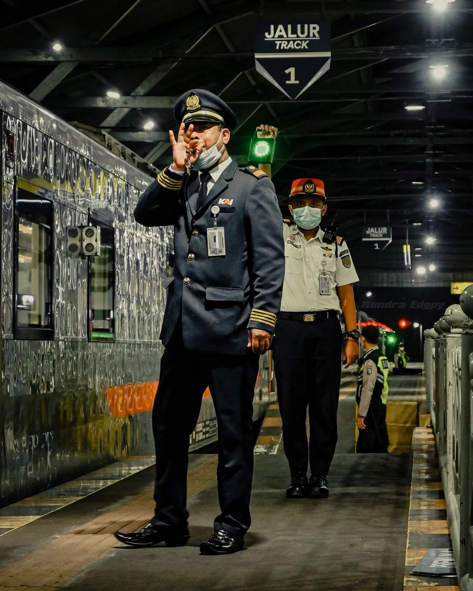 Kereta Api Indonesia tweet media