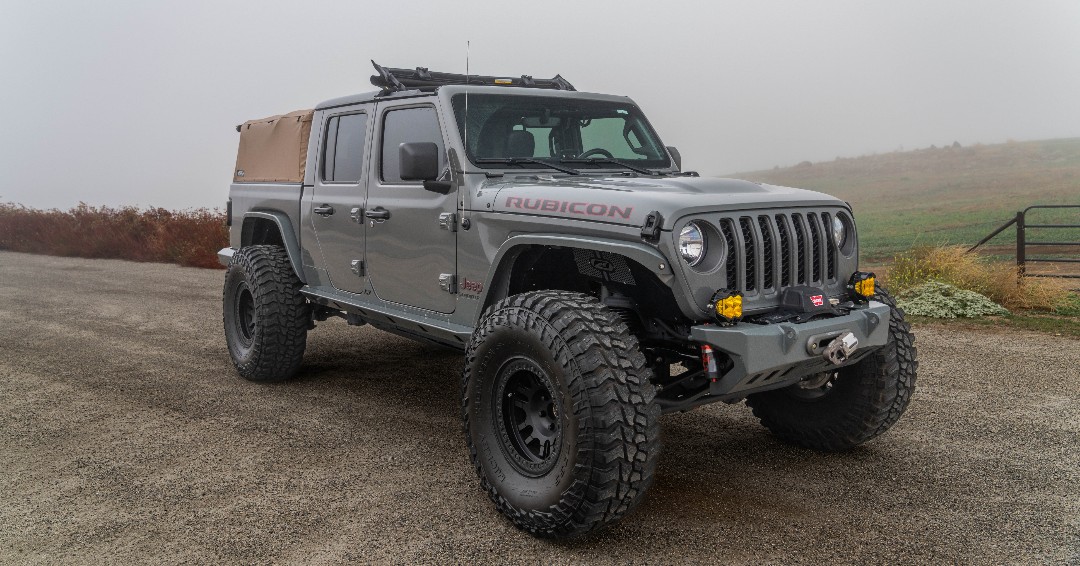 We are STOKED to have this rig in our booth at the @offroadexpo in a few weeks! 

Be sure to stay tuned because we have some really exciting things for this event! 

#offroad #gladiator #jeepgladiator #jeep #offroadexpo #expo #softopper #truckbed #truckbedstorage