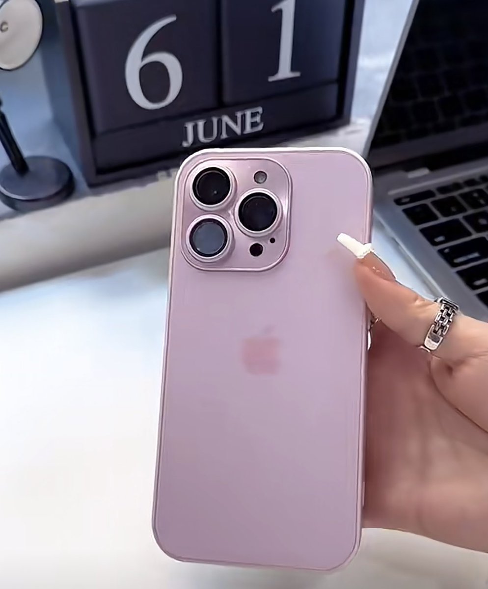 picopucopaco's tweet photo. iPhone15可愛すぎだろ！！！！！ https://t.co/HU8WZevIr3