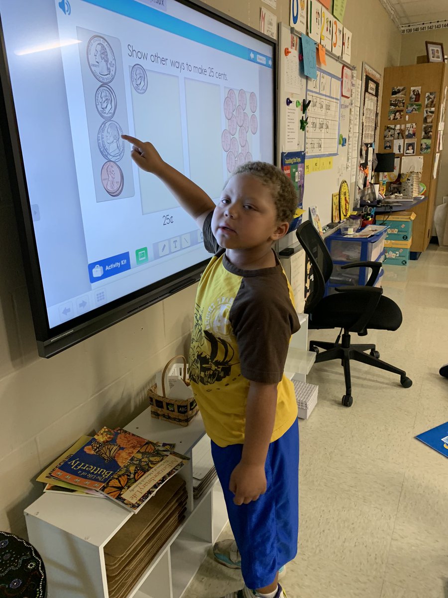 When your second graders have to help you figure out how to work the new Cleartouch board! 🥴
<a href="/GrantAllStars/">Grant Elementary</a> <a href="/CPS_math/">CPS math</a> #mathjoycps