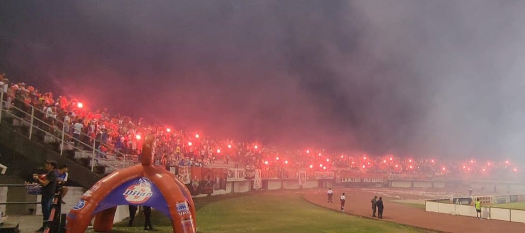 JLcrn's tweet photo. No hay Manicomio para tanta locura #LCRN❤🖤🔥
-Lanceros Awuante y Carnaval🎉 https://t.co/6qrAKvvA05
