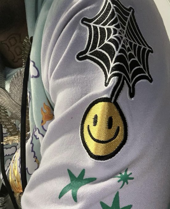 Think I'm a Clit because these niqqas rubbing me the wrong way 💯🙅🏾&zwj;♂️ https://t.co/yT2eNVvlIG