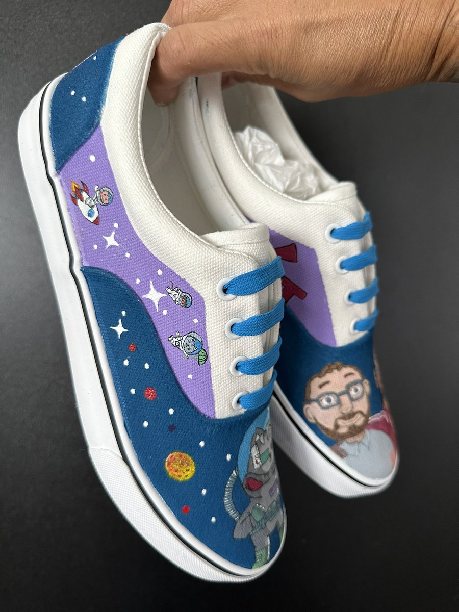 Adavibes_'s tweet photo. Adashoes merges blockchain with fashion. Now you can wear your CNFTs on your feet, connecting the digital world with your personal style. Make the blockchain part of your outfit! ๐๐ #BLOCKCHAIN #AdaShoes #cardano #Bitcoin #CNFT #space #art https://t.co/GrsVyuojqI