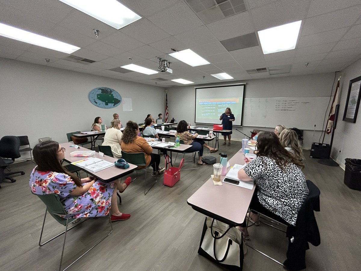 ShepherdJonesA's tweet photo. We had a great day of professional learning in Lee County Schools for principals and teachers! Thank you for supporting our teachers’ learning, Dr. Busbin and Dr. Crowe! @LeeCoSchools @AUEARIC @BlakeBusbin https://t.co/Euyxxxe4yb
