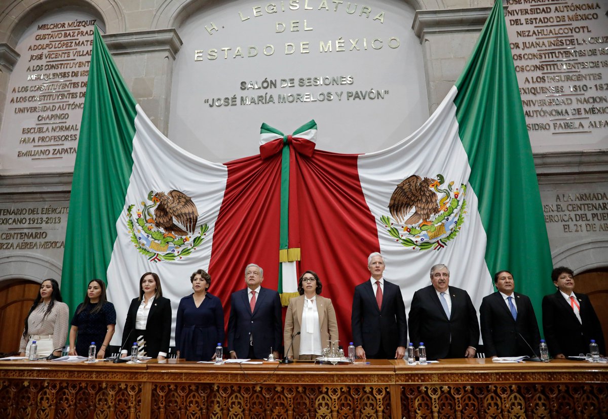 Asistimos a la Cámara de Diputados del Estado de México @Legismex a la toma de protesta de la gobernadora Delfina Gómez Álvarez @delfinagomeza, a quien le deseamos éxito en su administración.