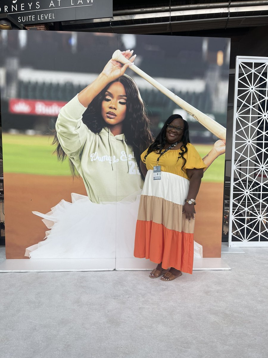 💚Veronica Maxwell💜 tweet media