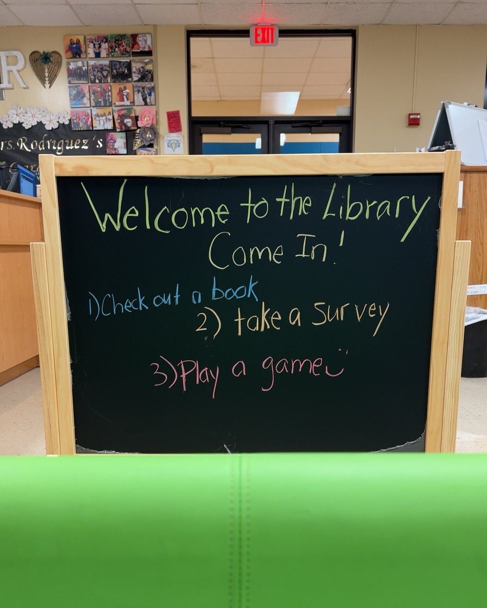 ⁦<a href="/SanchezES_HISD/">Sanchez Elementary</a>⁩ Open House! Books were checked out… students and parents came to chat, hang out, and learn more about literacy at home. ⁦@HISDLibraryServ⁩ ⁦<a href="/lenbryan25/">nope</a>⁩ ⁦<a href="/MrsCMontoya/">Claudia Montoya-Barba</a>⁩ ⁦@TeamHISD⁩