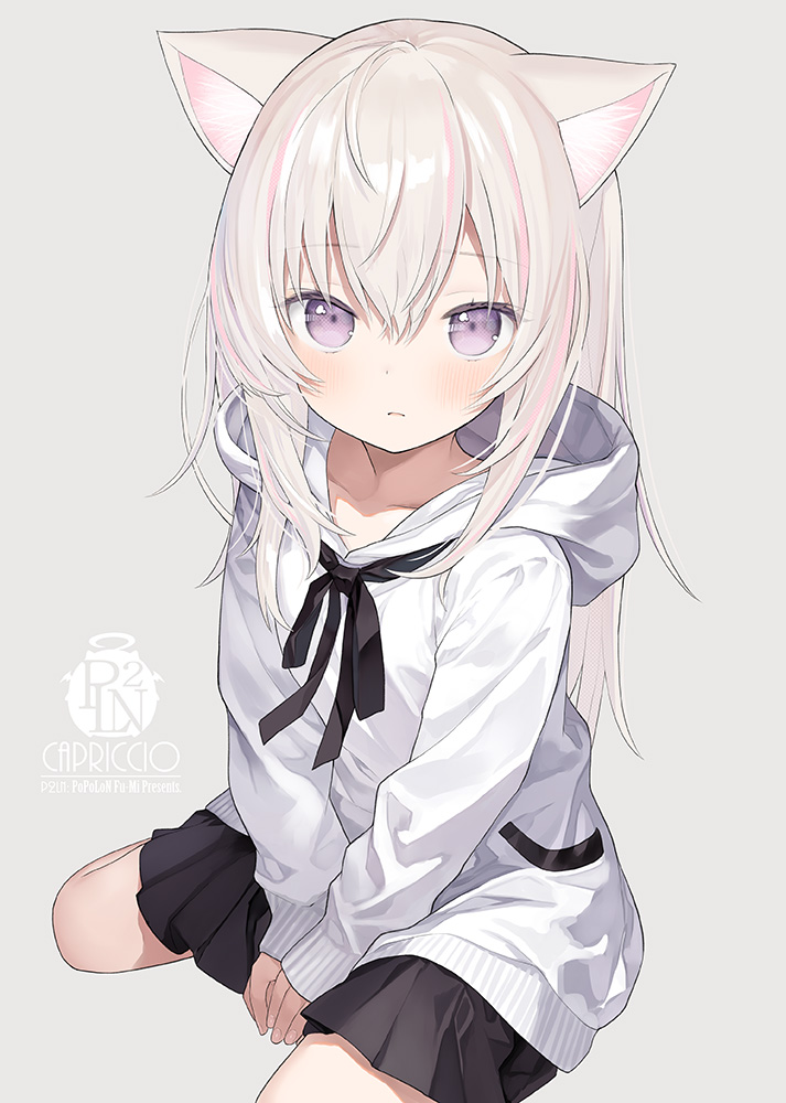 上目遣いするねこ。