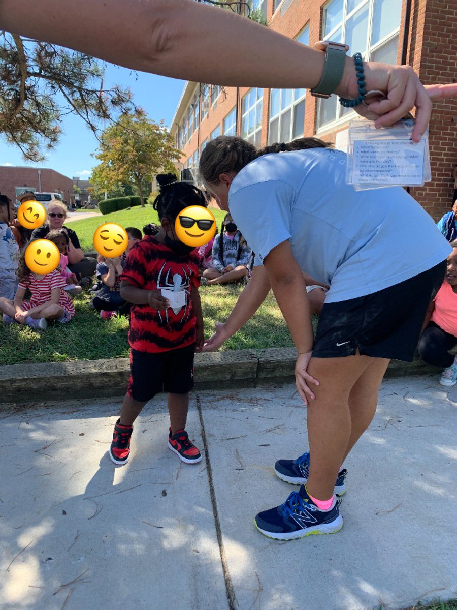 Lori Widney tweet media