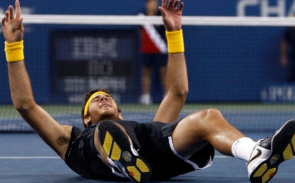 gastontr16's tweet photo. 4) DEL POTRO 🇦🇷 fue el PRIMER jugador en vencer a Nadal🇪🇸 y a Federer🇨🇭en semis y final de un Grand Slam (#UsOpen2009🇺🇲) 🎾.
👉 Hasta ese momento 16 jugadores tuvieron la chance de lograrlo y no pudieron. https://t.co/30lauwilM3