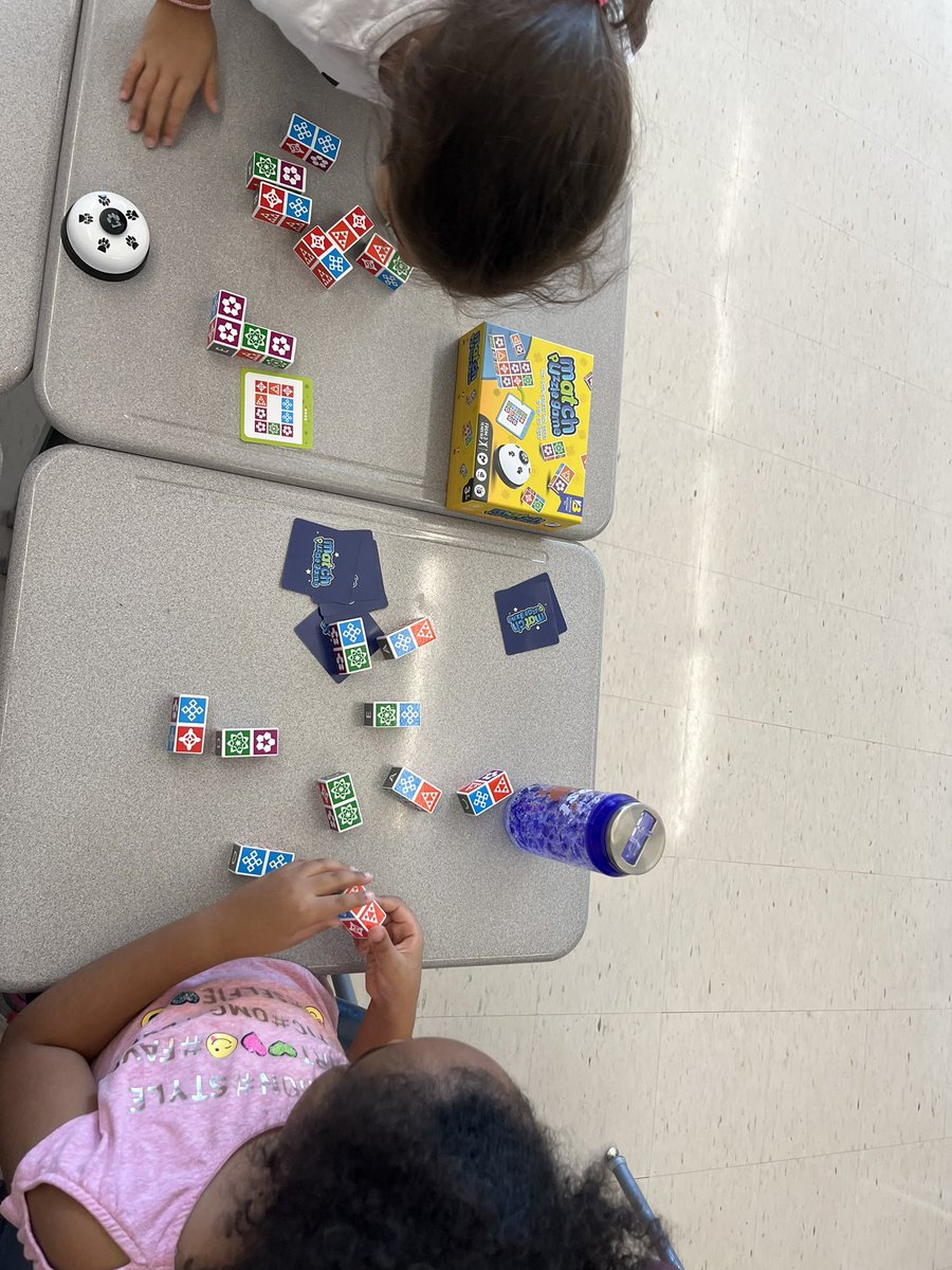 MsGaleAVPS's tweet photo. Enjoying our new morning bins this morning. https://t.co/04w8jeu0TW