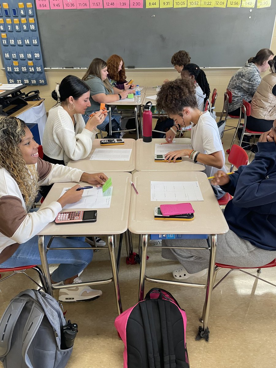 fhsnaylor's tweet photo. Thanks @ricocalles for stopping by!  The students did a fantastic job speed dating using materials by @CalcMedic ! #MathMedic #iteachmath #FairfieldPride #BeTheReason https://t.co/rqJ9ytAgO1