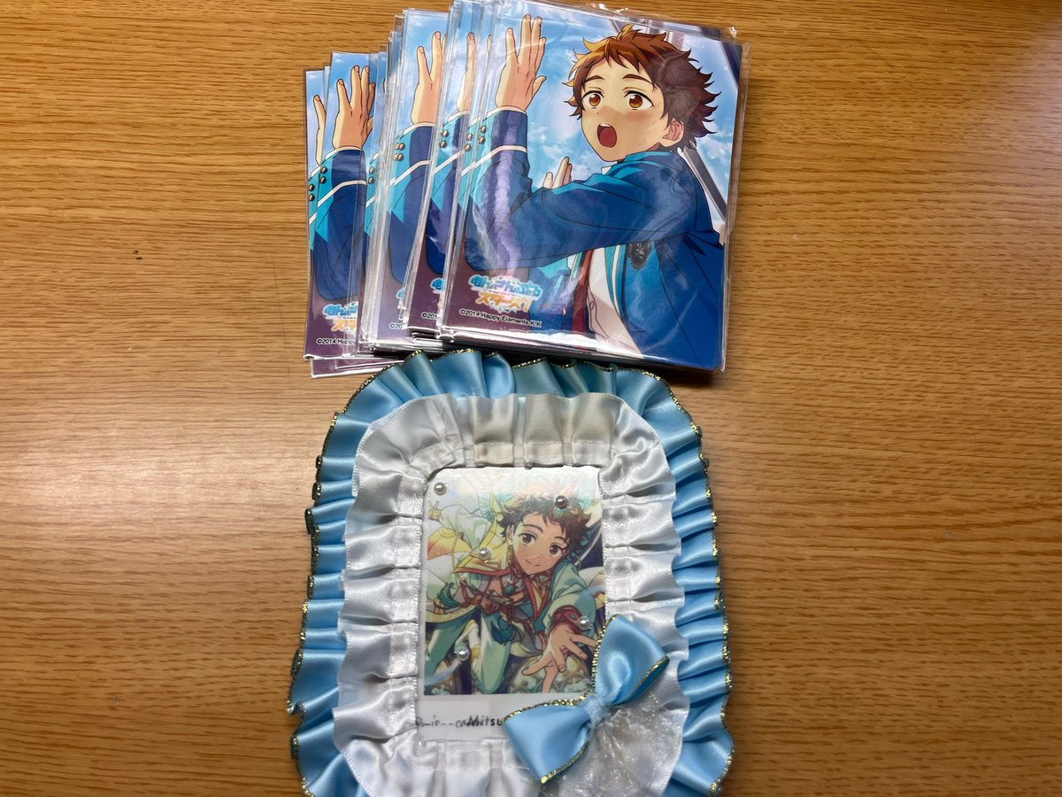 mio__canon's tweet photo. 〖買取/譲渡〗あんスタ テーマスカウト 缶バッジ ぱしゃこれ ぱしゃっつ 生ブロ トランプ 中国缶 7周年 心光印彩

画像1:¥250~350/個
画像2:¥50~100/枚
画像3:¥50~70/枚
画像4:¥100/枚 https://t.co/IWf4gLYhfW