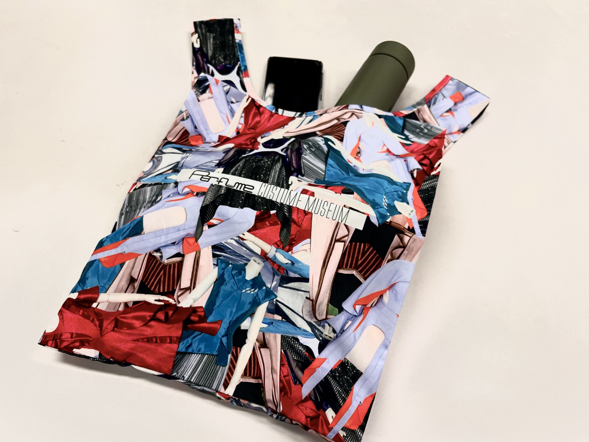 Amazon.co.jp: Perfume COSTUME MUSETM エコバッグ 総柄