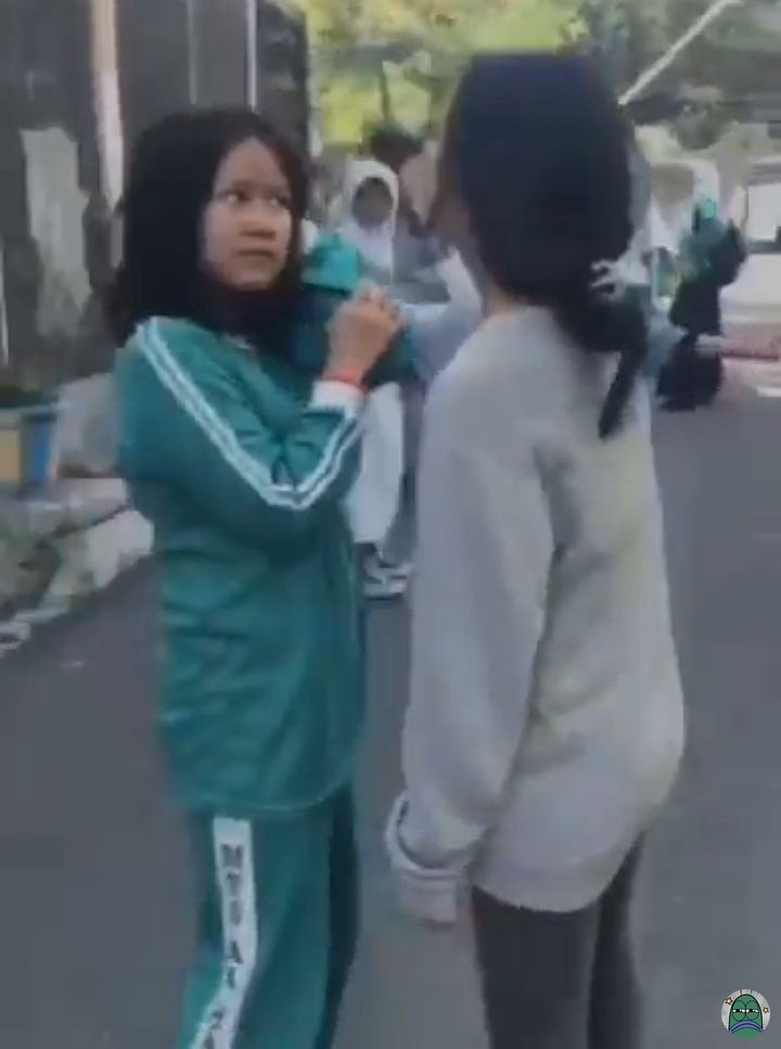 💚 CW / / Perundungan / / Dih di kira nya keren kali begitu. 😡 Nanti sender drop video nya