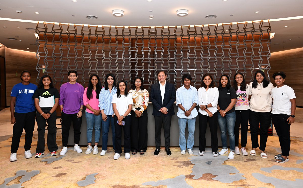 Witnessed the incredible power of cricket today with our diverse and talented @GujaratGiants team! Proud to see players from all over India unite, gearing up for the next season. Women's cricket is destined for great heights! 🏏🙌 #CricketUnites