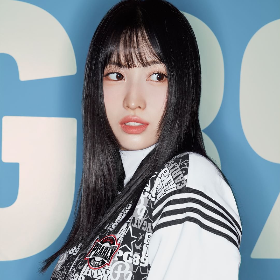 SubjectKpop's tweet photo. Momo x Pearly Gates

#TWICE #트와이스 @JYPETWICE https://t.co/64jTrTFKUn