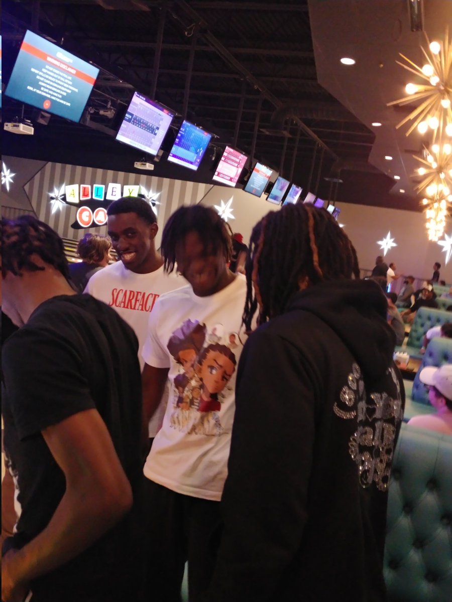 StarnesTony's tweet photo. Our guys at Alley Cats bowling, laser tag, video games, putt putt golf and food. Special thanks to our Student life guy Tim Hughes for setting it up. https://t.co/D1Tj72cMFA
