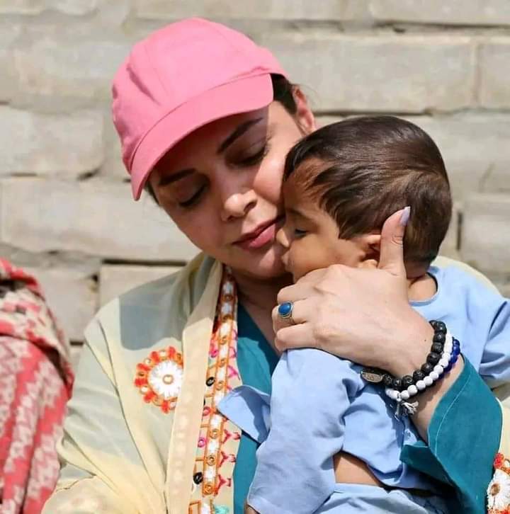 AkhtarSagu's tweet photo. انسانیت کا فخر ہیں وہ لوگ جن کے پاس نصیحت کے لیے الفاظ نہیں اعمال ہوتے ہیں ♥️ https://t.co/J4CcBePO0r
