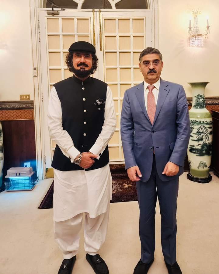 AkhtarSagu's tweet photo. نگران وزیراعظم پاکستان انوار الحق کاکڑ کی صاحبزادہ سلطان محمد علی صاحب سے ملاقات۔ https://t.co/22A24iXty8