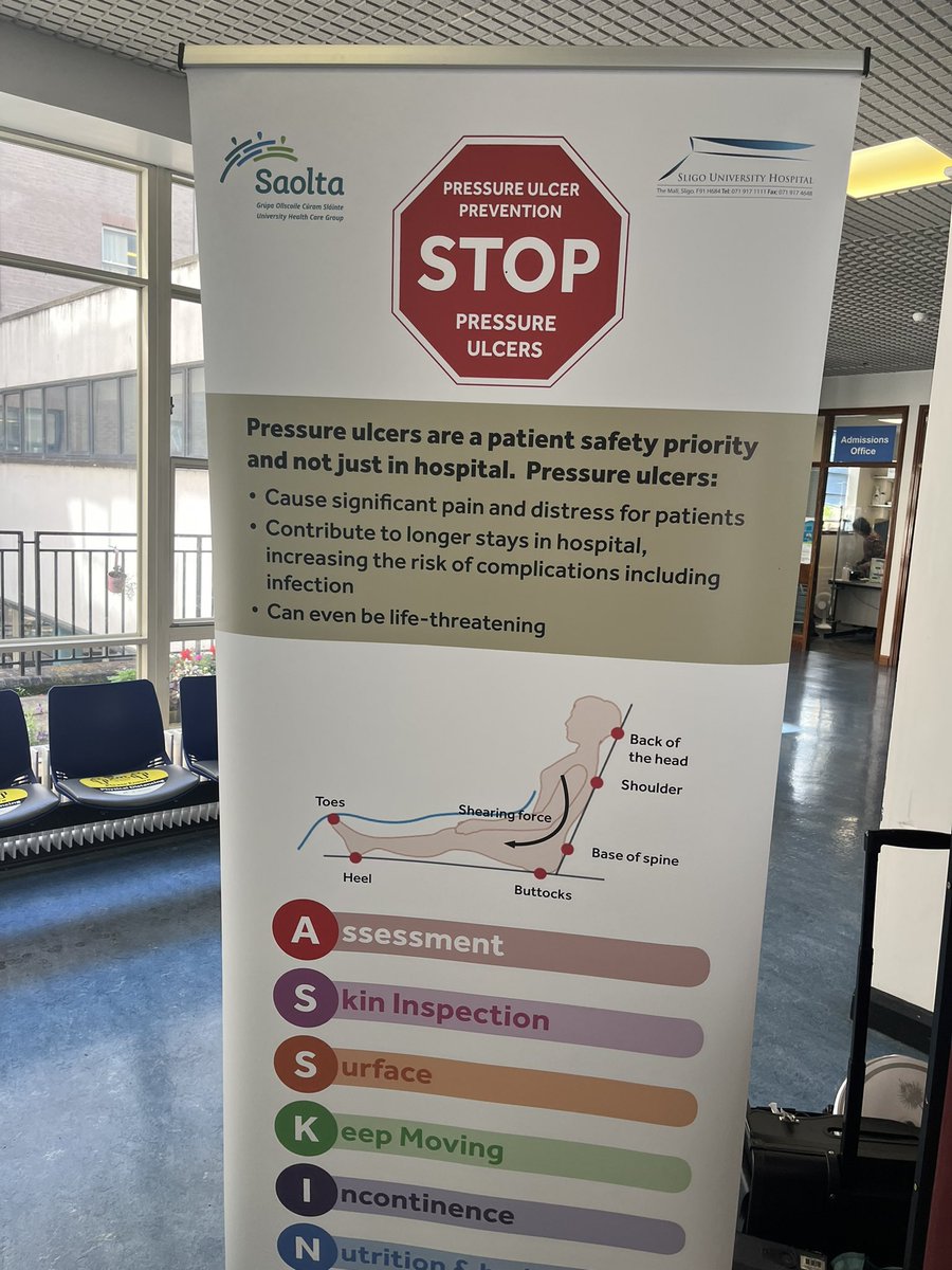 MauraHeffernan2's tweet photo. Putting patient safety first in SUH.  @julianahenry76 @clairedmcguire @CatherineGlanc3 @CDONMSaolta https://t.co/6rKKPvg1HL