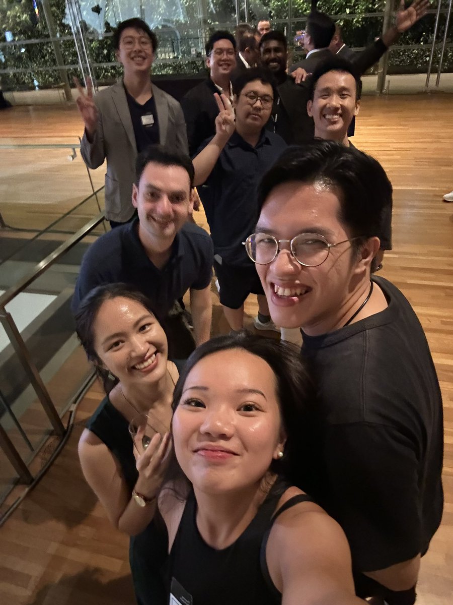 tanjychloe's tweet photo. last night was one of my fav and most fun event nights in sg — plus an unplanned welcome party to celebrate @MarcTarshis’ day 1 in town!!! 🫶 https://t.co/G12KYwnZXN