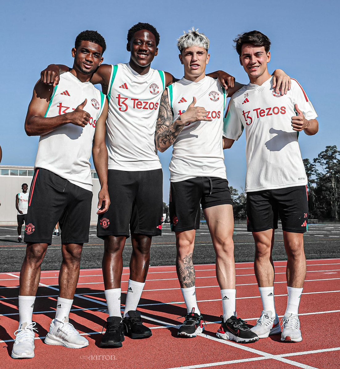 UTD_ty's tweet photo. The future of Manchester United is in safe hands. https://t.co/0QgNRdHk7S