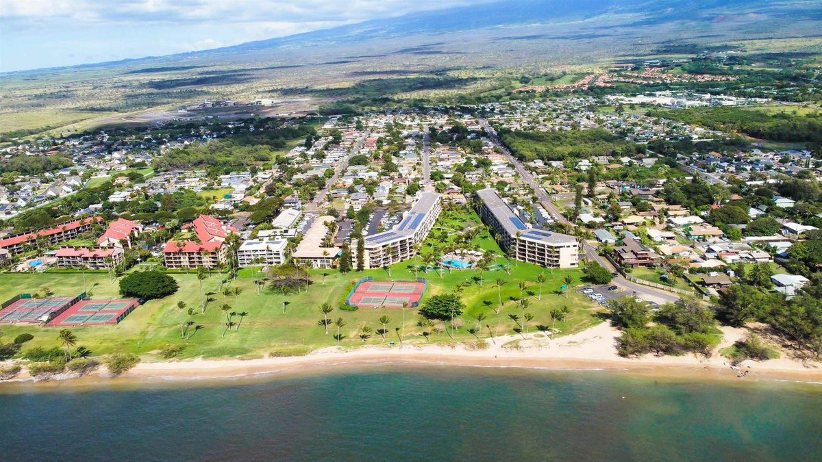 HawaiiLife's tweet photo. Just listed by Susana McIntosh, R(S) and Cory McKim, R(S) is 1032 S Kihei Rd #A116 in Kihei, Maui, for $910,000. OPEN HOUSE: Friday, Sept. 15, 10am to 5pm
https://t.co/DqLplKworX
Maui Sunset Beachfront Complex. Tap the link for details.
#HawaiiLife #Maui https://t.co/f59CCardFy