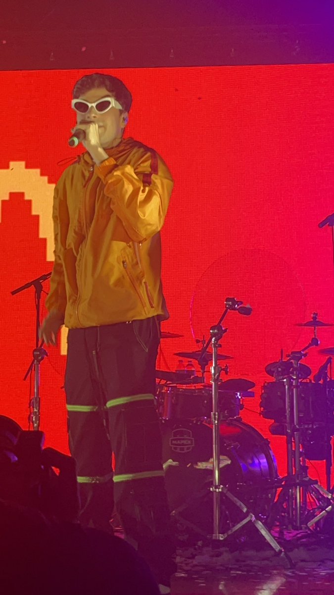 puckandpoetry's tweet photo. OK GOGY DEBUT https://t.co/RRRJqNsosL