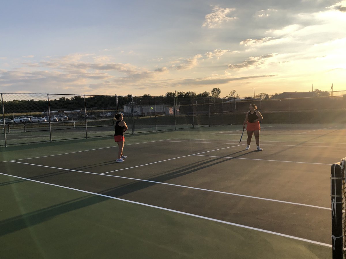 DeekenMr's tweet photo. Alder tennis is back in the win column. 5-0 win against Madison-Christian. We are at the Marysville double tournament Saturday. @AlderAthletics @TennisAlder @JAHSathboosters https://t.co/3M0oLRn0uo