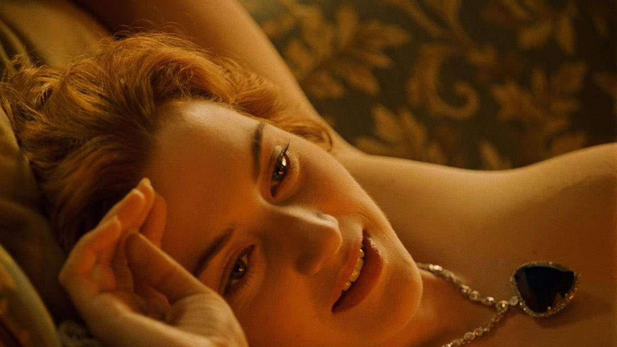 Reply and I'll (probably) give you an emoji and you must pick four films that remind you of it.

I got 💎;