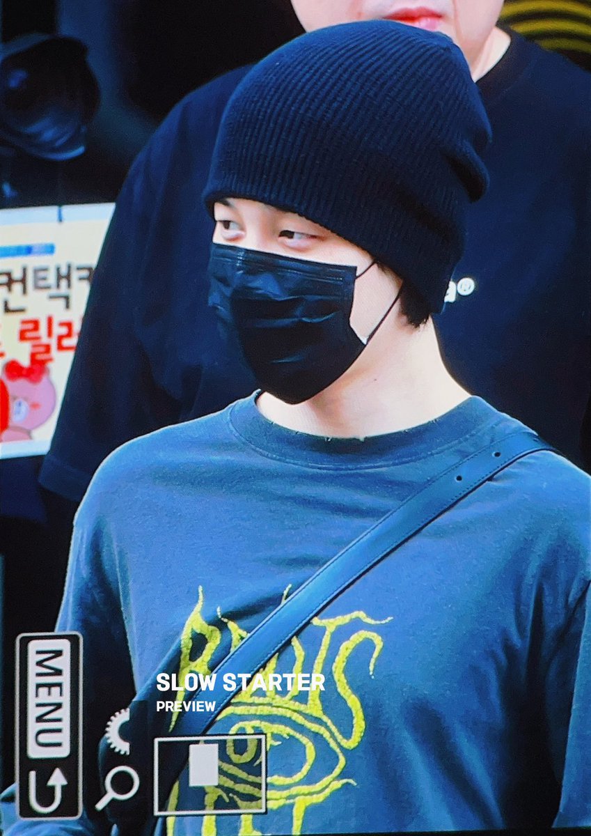 slowstarter1013's tweet photo. 230915 콩알이 응원왓다감 🖤💛

#JIMIN #JIMINS #ParkJimin #ジミン #JIMINJIMIN @BTS_twt https://t.co/HcEjLYJIoa
