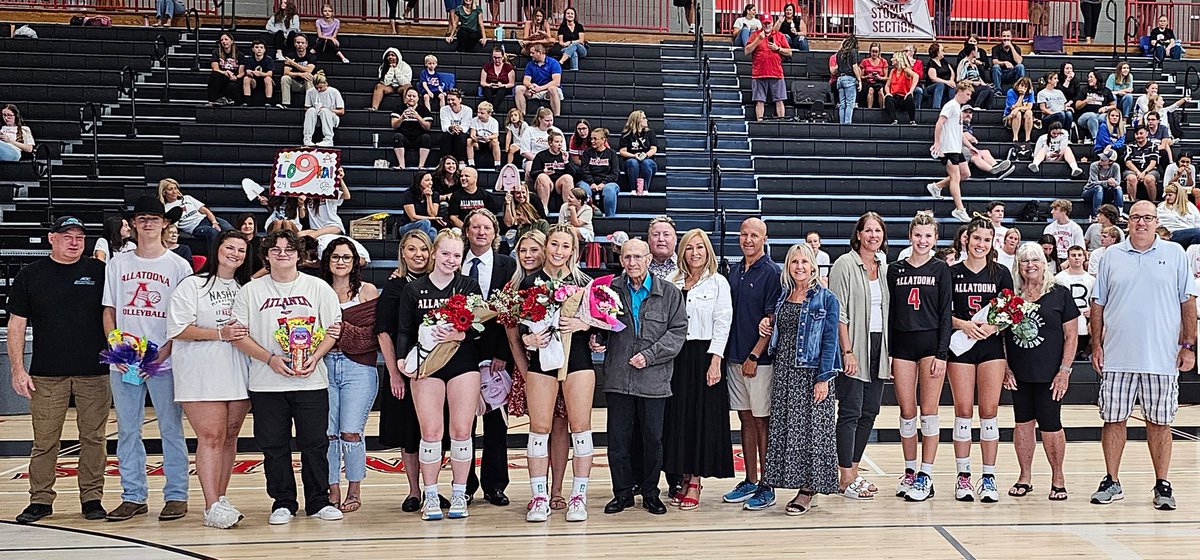 AllatoonaVB's tweet image. Congratulations to  @AllatoonaVB JV &amp;amp; varsity teams for sweeping Etowah on senior night.  We love our seniors and their family.  Go Bucs
@toona_athletics 
@CCSD_AD 
#anchoredinexcellence