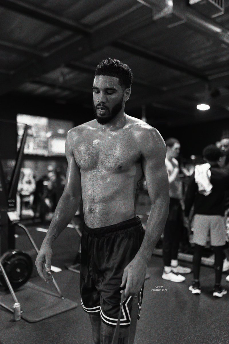 Jayson Tatum tweet media